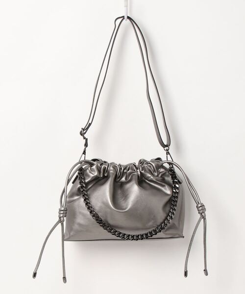 YECCA VECCA(イェッカヴェッカ)の「2wayチェーンMIXギャザーバッグ*(トートバッグ・レディース・アイボリー/チャコールグレー/ブラウン/シルバー系その他・FREE)」の4枚目の写真