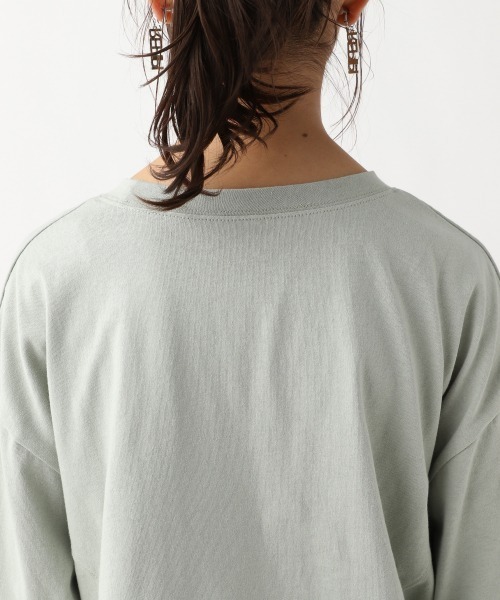 repipi armario(レピピ アルマリオ)の「カレッジロゴショート丈Tシャツ(Tシャツ/カットソー・キッズ・ホワイト/オレンジ/チャコールグレー/グリーン・MEDIUM/SMALL/LARGE)」の11枚目の写真