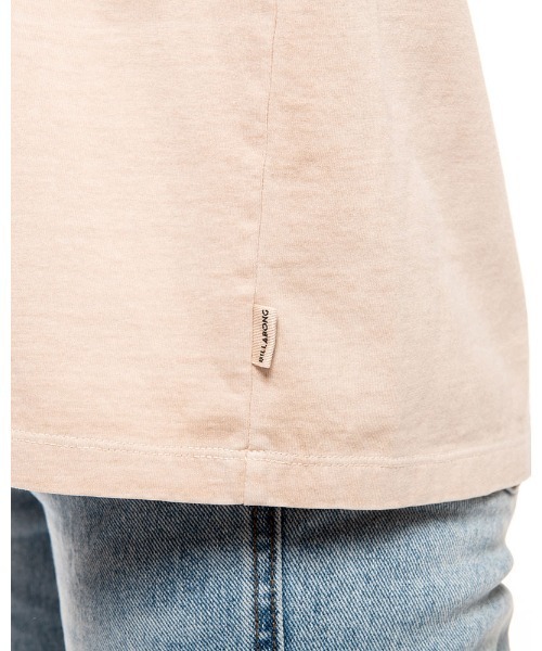 BILLABONG(ビラボン)の「BILLABONG レディース TRYANGLE LOGO LS TEE ロンT 【2021年秋冬モデル】/ビラボン バックプリント長袖ロンT(Tシャツ/カットソー・レディース・ブラウン/ピンク/ブラック/オフホワイト・MEDIUM/LARGE)」の11枚目の写真