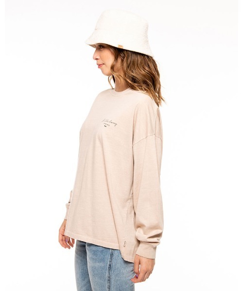 BILLABONG(ビラボン)の「BILLABONG レディース TRYANGLE LOGO LS TEE ロンT 【2021年秋冬モデル】/ビラボン バックプリント長袖ロンT(Tシャツ/カットソー・レディース・ブラウン/ピンク/ブラック/オフホワイト・MEDIUM/LARGE)」の6枚目の写真
