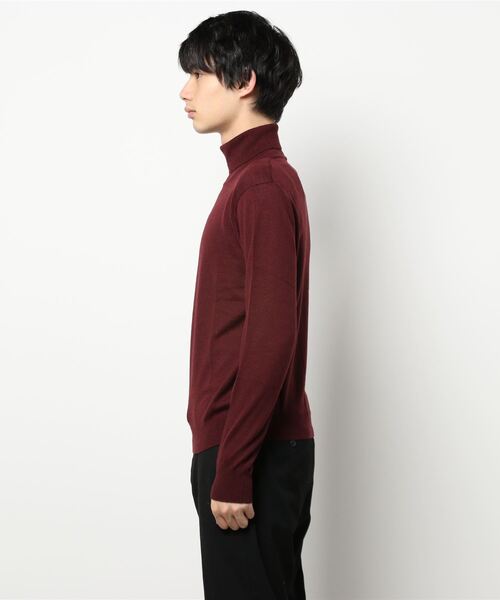 Alexander Julian（アレキサンダージュリアン）の「アレキサンダージュリアンメンズ/ALEXANDER JULIAN：MEN  抗ピリング ウール タートルニット（ニット/セーター・メンズ・ベージュ/ブラウン/イエロー/ワインレッド/ブラック/アイボリー/ターコイズブルー/グレー・MEDIUM/LARGE/X-LARGE）」の9枚目の写真