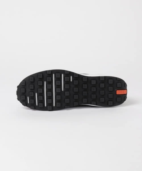 NIKE(ナイキ)の「NIKE ウィメンズ ワッフル 1(スニーカー・レディース・ホワイト/ブラック系その他・23.5/24/24.5)」の9枚目の写真