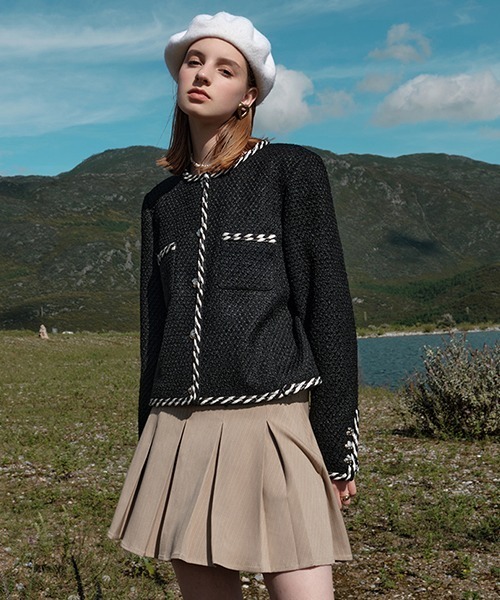 Fano Studios（ファノ ストゥディオズ）の「【Fano Studios】Edge piping tweed jacket FQ21W100（ノーカラージャケット・レディース・ブラック・M/S/L）」の2枚目の写真