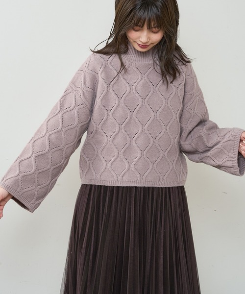 natural couture(ナチュラルクチュール)の「アイレットアーガイルハイネックニット(ニット/セーター・レディース・ブラック/オフホワイト/サックスブルー/ピンクベージュ・FREE)」の15枚目の写真