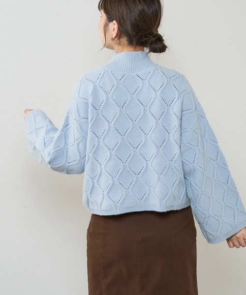 natural couture(ナチュラルクチュール)の「アイレットアーガイルハイネックニット(ニット/セーター・レディース・ブラック/オフホワイト/サックスブルー/ピンクベージュ・FREE)」の10枚目の写真
