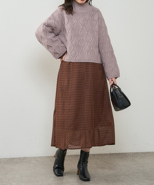 natural couture(ナチュラルクチュール)の「アイレットアーガイルハイネックニット(ニット/セーター・レディース・ブラック/オフホワイト/サックスブルー/ピンクベージュ・FREE)」の20枚目の写真