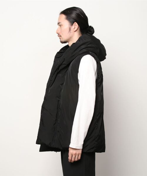 SISE(シセ)の「SISE STOLE DOWN VEST(ダウンベスト・メンズ・ブラック・MEDIUM/LARGE)」の3枚目の写真