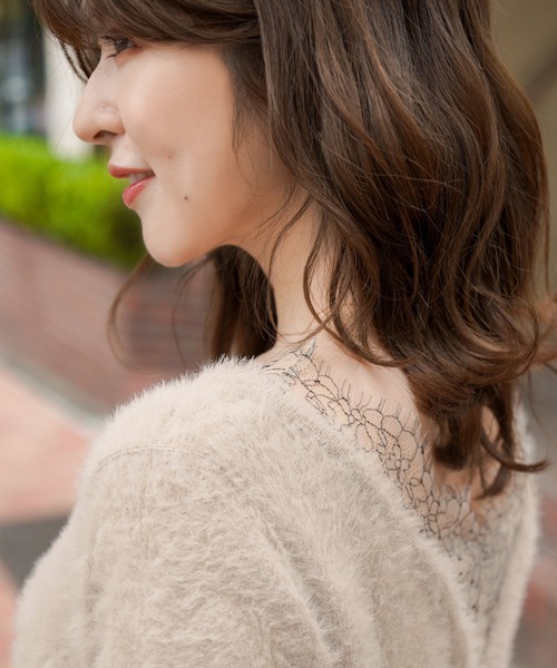 FEERICHELU（フェリーシェル）の「ニット 襟レース シャギーヤーン 2WAY FEERICHELU（ニット/セーター・レディース・ブルーグレー/チャコール/パープル系その他/ベージュ系その他・M/S）」の3枚目の写真