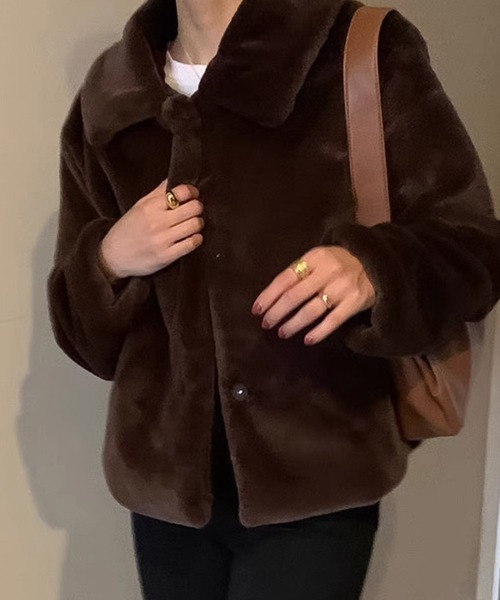 Doula Doula（ドゥーラドゥーラ）の「フェイクファー襟付きアウター（ブルゾン・レディース・ベージュ/ブラウン/ブルー・FREE）」の13枚目の写真