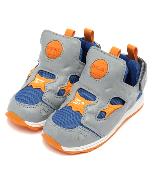 Reebok（リーボック）の「ベビー キッズ リーボック バーサ ポンプフューリー KIDS Reebok VERSA PUMP FURY（スニーカー・キッズ・ピンク/ブルー/グレー/パープル・13cm/16cm/14cm/15cm）」の2枚目の写真