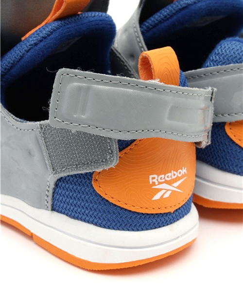 Reebok（リーボック）の「ベビー キッズ リーボック バーサ ポンプフューリー KIDS Reebok VERSA PUMP FURY（スニーカー・キッズ・ピンク/ブルー/グレー/パープル・13cm/16cm/14cm/15cm）」の10枚目の写真