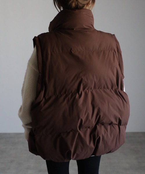 r.（アールドット）の「ファイバーダウン 　オーバーベスト（ダウンベスト・レディース・キナリ/ブラウン/ブラック/グレイッシュベージュ/グリーン/ミント/オリーブ・FREE）」の22枚目の写真