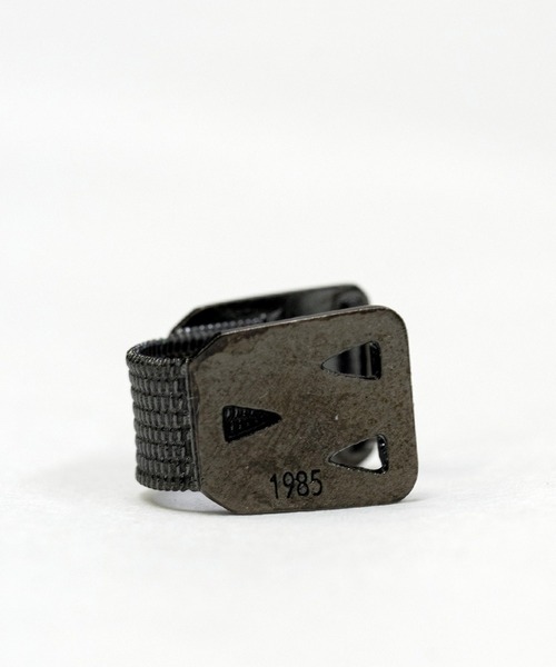 HERGO（ハーゴ）の「HERGO ハーゴ / bandage ear cuff silver シルバー925バンテージイヤーカフ イヤカフ / her-ec001（イヤーカフ・メンズ・ブラック/シルバー/ゴールド・FREE）」の9枚目の写真