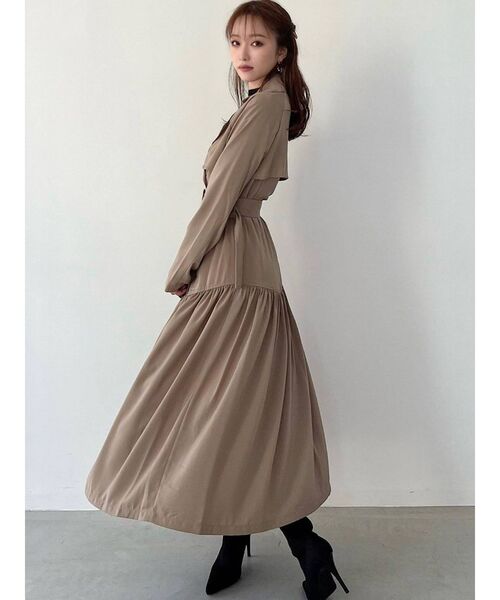 RESEXXY(リゼクシー)の「ティアードトレンチコート(トレンチコート・レディース・ベージュ/アイボリー/ラベンダー・FREE)」の4枚目の写真