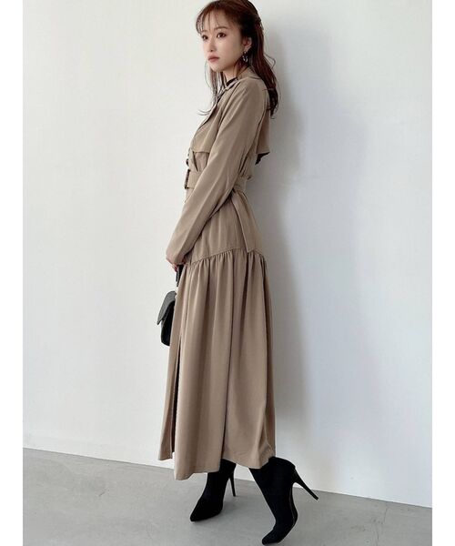 RESEXXY(リゼクシー)の「ティアードトレンチコート(トレンチコート・レディース・ベージュ/アイボリー/ラベンダー・FREE)」の5枚目の写真