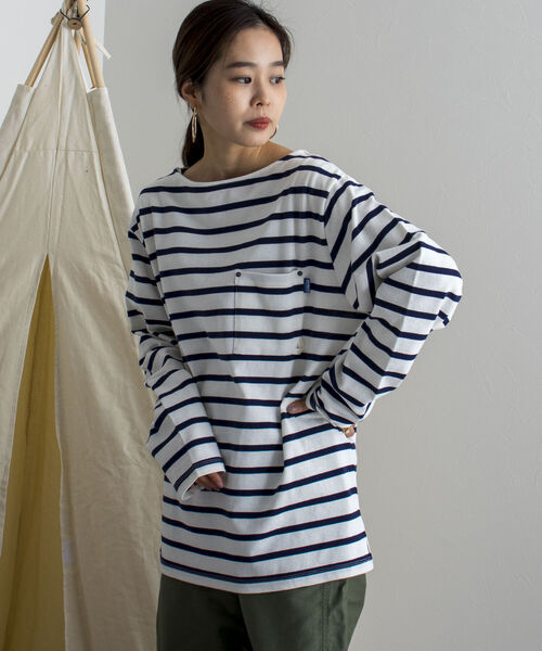 GEVACO（ゲバコ）の「【GEVACO/ゲバコ】オープンエンド度詰め天竺 ボーダー長袖ボートネックTシャツ（Tシャツ/カットソー・メンズ・ホワイト×ブルー/ホワイト×ネイビー/ネイビー×ホワイト・SMALL/MEDIUM/LARGE）」の4枚目の写真