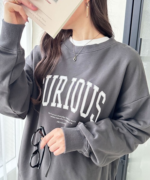 GeeRA（ジーラ）の「カレッジロゴスウェット（Tシャツ/カットソー・レディース・ブラック/チャコール/アイボリー/ブルー・X-LARGE/MEDIUM/LARGE/SMALL/XX-LARGE）」の3枚目の写真