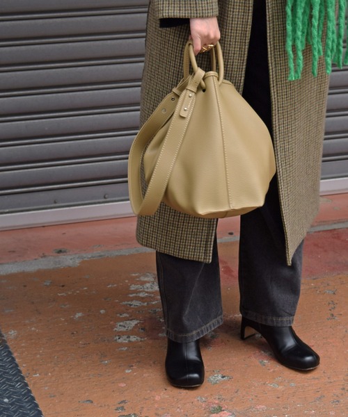 Marient（マリエント）の「2way Tote Shoulder Bag/トートショルダーバッグ（トートバッグ・レディース・ベージュ/ブラック・FREE）」の2枚目の写真