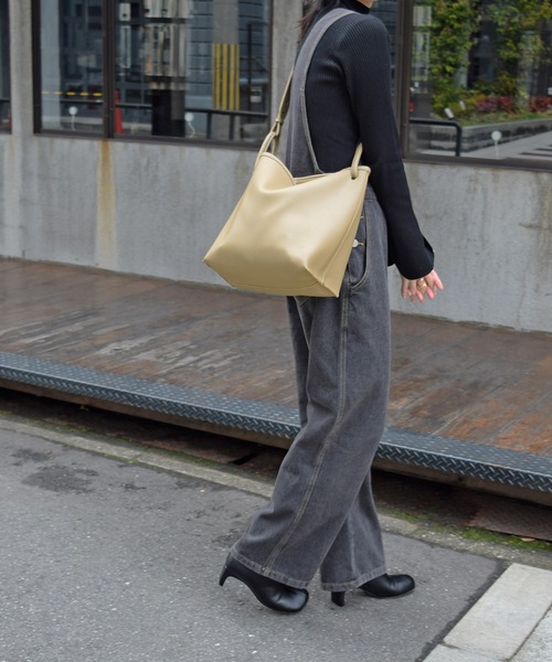 Marient（マリエント）の「2way Tote Shoulder Bag/トートショルダーバッグ（トートバッグ・レディース・ベージュ/ブラック・FREE）」の7枚目の写真