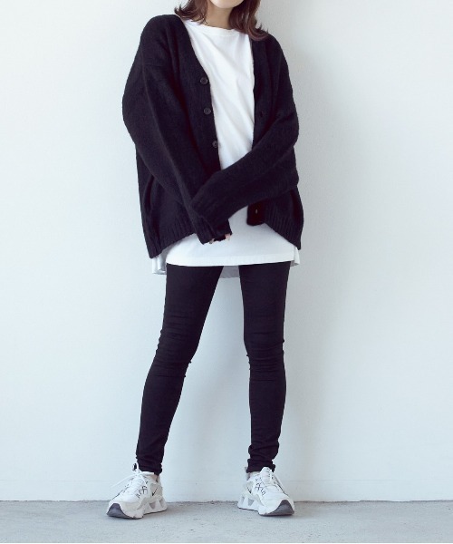 Bling Leads(ブリングリーズ)の「★Bling leads★5ゲージモヘアタッチ ビッグカーディガン(カーディガン/ボレロ・レディース・ブルー/ブラック/ライトグレー/グリーン/マスタード/オレンジ/エメラルド/レッド/チャコールグレー・MEDIUM/LARGE)」の12枚目の写真