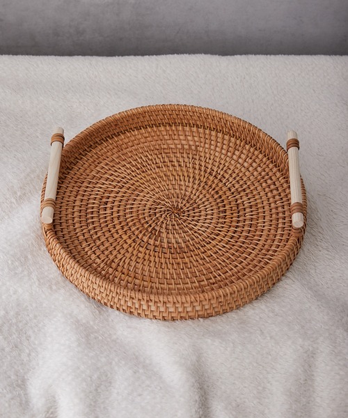 BIRTHDAY BAR（バースデイバー）の「ラタン編みトレイ Lサイズ（収納グッズ・レディース・ナチュラル・フリー）」の7枚目の写真