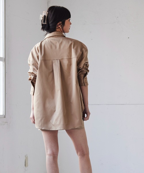 FIG&VIPER（フィグアンドバイパー）の「カーゴBIGシャツ（シャツ/ブラウス・レディース・ブラック/ベージュ/ブルー・FREE）」の7枚目の写真