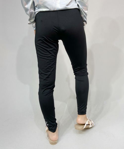 ROXY(ロキシー)の「ROXY/ロキシー 水陸両用 無地ワンポイントロゴレギンス RLY225069(スイムグッズ・レディース・ブラック/ブラック×ブルー/ホワイト系その他/ブラック×ピンク/ブラック系その他・L/M/S)」の9枚目の写真