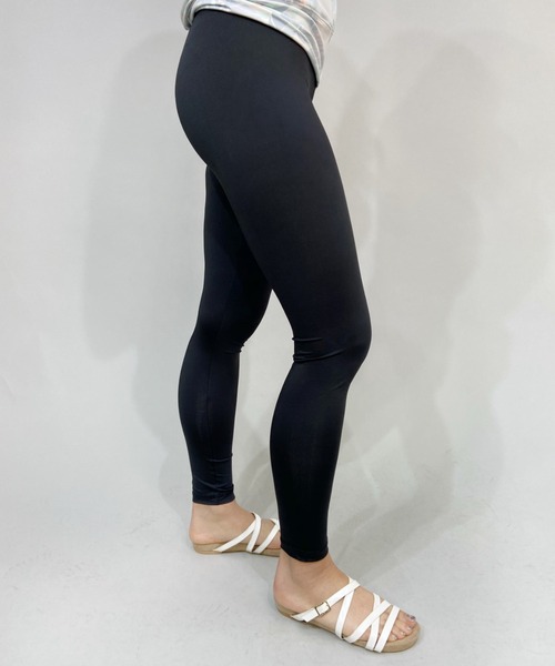 ROXY(ロキシー)の「ROXY/ロキシー 水陸両用 無地ワンポイントロゴレギンス RLY225069(スイムグッズ・レディース・ブラック/ブラック×ブルー/ホワイト系その他/ブラック×ピンク/ブラック系その他・L/M/S)」の22枚目の写真