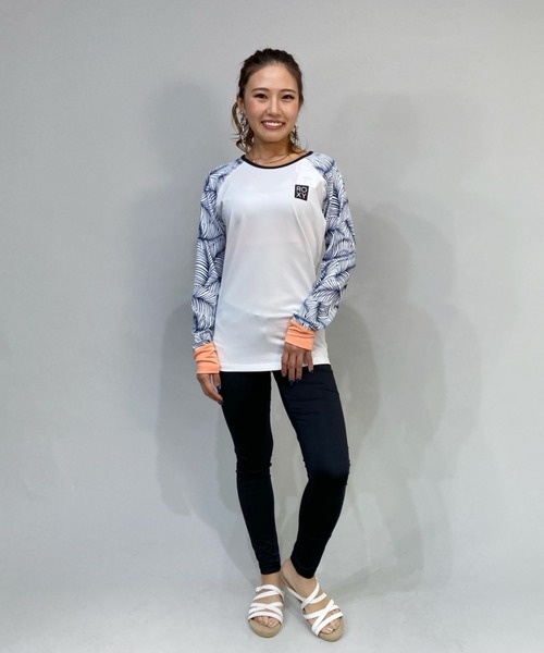 ROXY(ロキシー)の「ROXY/ロキシー 水陸両用 無地ワンポイントロゴレギンス RLY225069(スイムグッズ・レディース・ブラック/ブラック×ブルー/ホワイト系その他/ブラック×ピンク/ブラック系その他・L/M/S)」の15枚目の写真