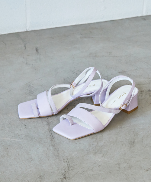PICHE ABAHOUSE(ピシェ アバハウス)の「アンクルストラップトングサンダル(サンダル・レディース・ゴールド/ラベンダー/ブラック/その他・35/36/37/38/39)」の1枚目の写真