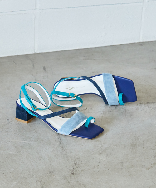 PICHE ABAHOUSE(ピシェ アバハウス)の「アンクルストラップトングサンダル(サンダル・レディース・ゴールド/ラベンダー/ブラック/その他・35/36/37/38/39)」の4枚目の写真