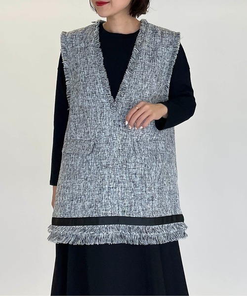 DIARIUM（ディアリウム）の「ツイードフリンジベスト（ベスト・レディース・ベージュ/グレー・M）」の3枚目の写真