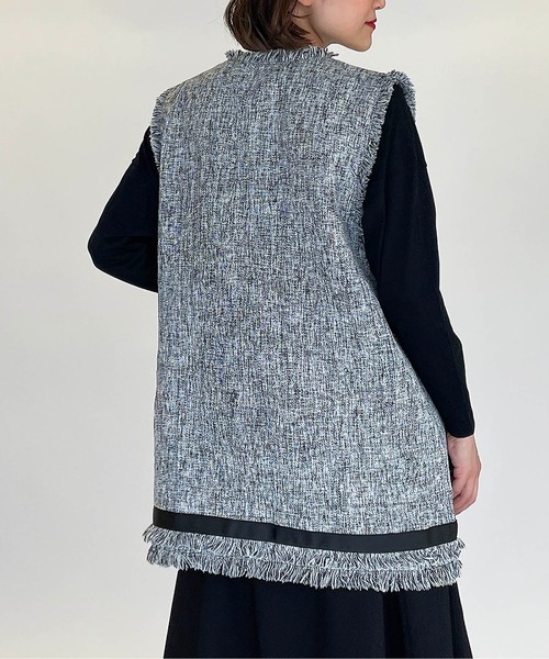 DIARIUM（ディアリウム）の「ツイードフリンジベスト（ベスト・レディース・ベージュ/グレー・M）」の5枚目の写真