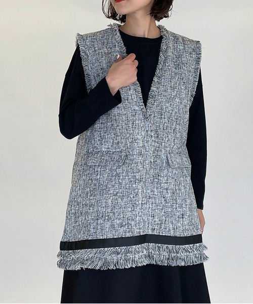 DIARIUM（ディアリウム）の「ツイードフリンジベスト（ベスト・レディース・ベージュ/グレー・M）」の7枚目の写真