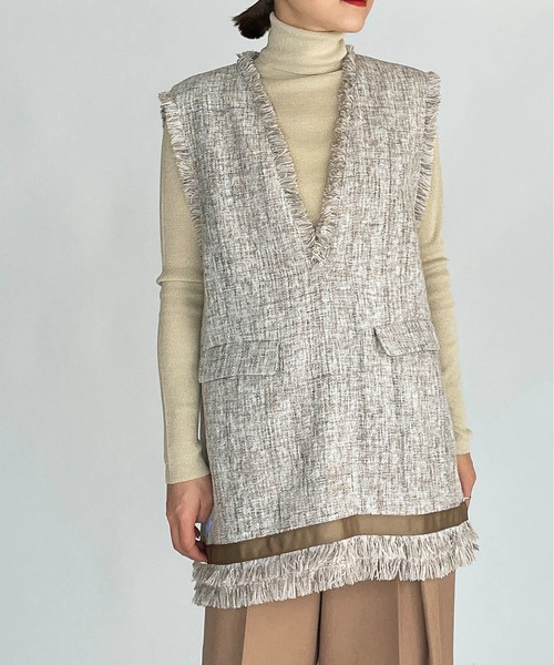DIARIUM（ディアリウム）の「ツイードフリンジベスト（ベスト・レディース・ベージュ/グレー・M）」の13枚目の写真
