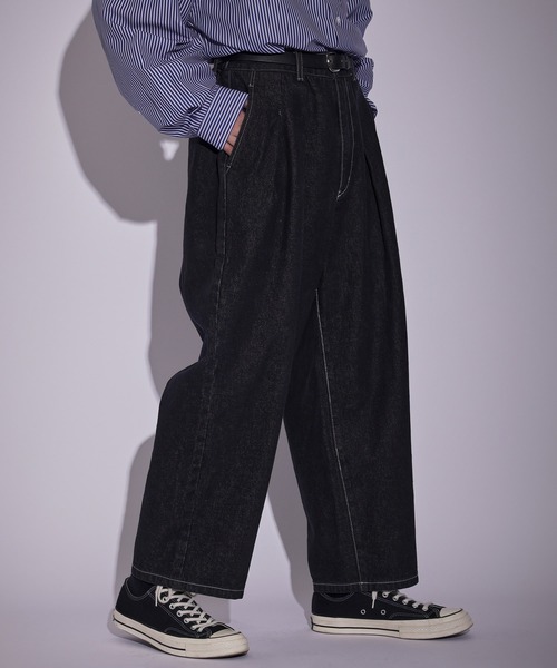 JUNRED(ジュンレッド)の「ヴィンテージデニムワイドタックパンツ(デニムパンツ・メンズ・ブラック/サックスブルー・L/S/M)」の2枚目の写真