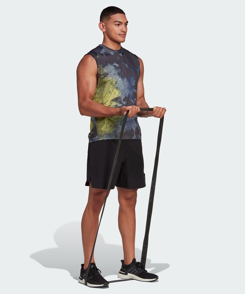 adidas（アディダス）の「HIIT 総柄プリント トレーニングタンク