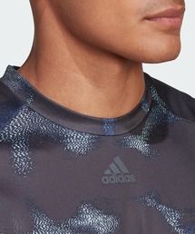 ウェア adidas race fit adidas（アディダス）の「HIIT 総柄プリント トレーニングタンク