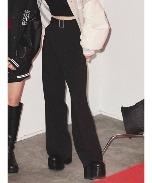 EMODA（エモダ）の「ワイドベルトハイウエストルーズパンツ（その他パンツ・レディース・ブラック/ベージュ/レッド・SMALL/MEDIUM）」の2枚目の写真