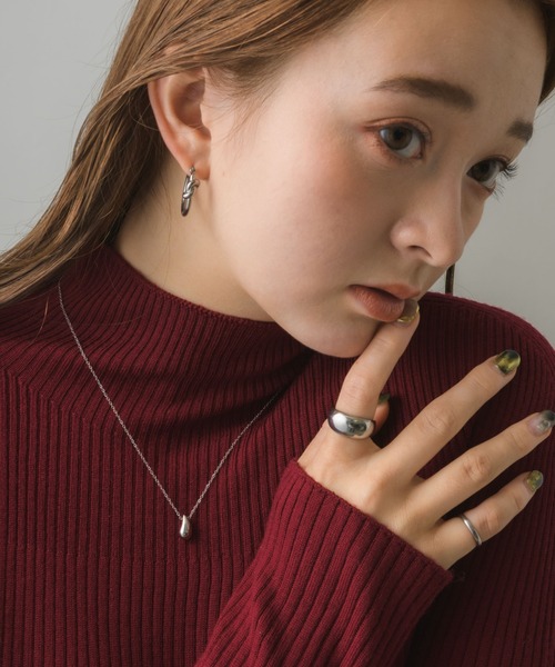 muku(ムク)の「金属アレルギー対応 ニュアンスドロップネックレス/サージカルステンレス/316L(ネックレス・レディース・シルバー/ゴールド・45cm/52cm)」の3枚目の写真