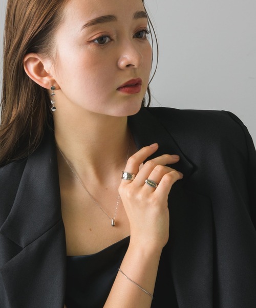 muku(ムク)の「金属アレルギー対応 ニュアンスドロップネックレス/サージカルステンレス/316L(ネックレス・レディース・シルバー/ゴールド・45cm/52cm)」の11枚目の写真