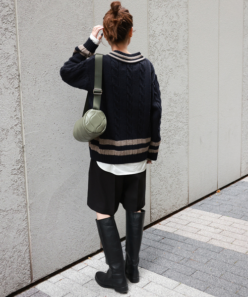 Oldderby Knitwear（オールダービーニットウェア）の「《追加》【Oldderby Knitwear】Vネックニットプルオーバー（ニット/セーター・レディース・ネイビー/ブラウン・LARGE）」の13枚目の写真