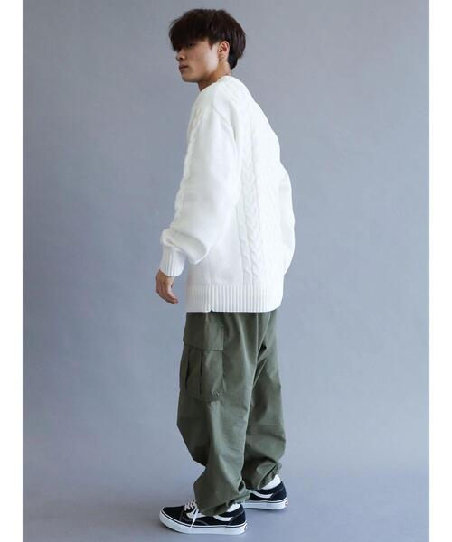 CRAFT STANDARD BOUTIQUE（クラフトスタンダードブティック）の「モールケーブル編みクルーネックニット（ニット/セーター・メンズ・ブラック/ブルーグリーン/グレイッシュベージュ/オフホワイト/チャコールグレー/グレー・M/L/LL）」の16枚目の写真