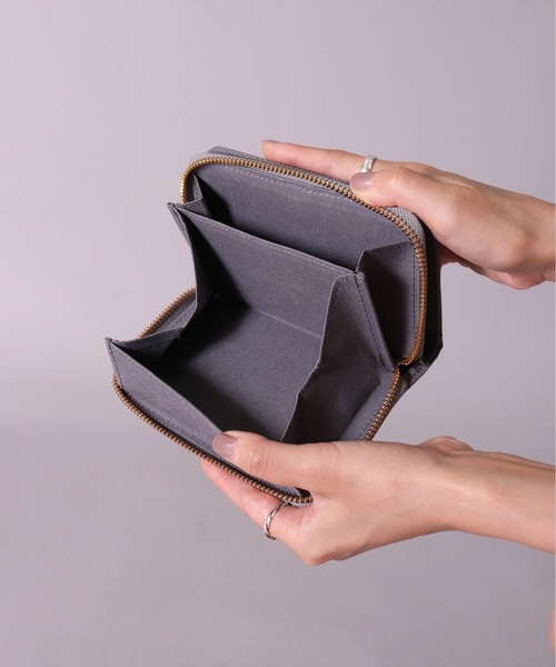 anello(アネロ)の「(LF)【anello】撥水 キャンバス ラウンド ジップ 2つ折り 財布(財布・レディース・ライトグレー/ブラック/ネイビー/ベージュ・ONE SIZE)」の5枚目の写真