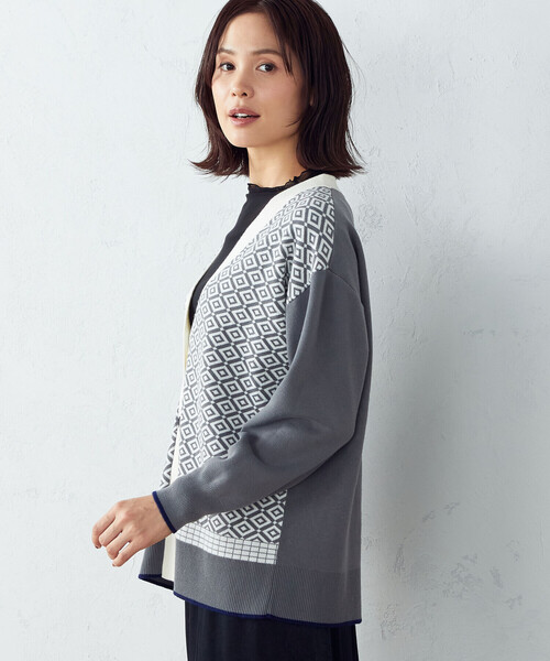 COMME CA ISM(コムサイズム)の「ジャカード カーディガン(カーディガン/ボレロ・レディース・ブラウン/グレー・MEDIUM/LARGE)」の14枚目の写真