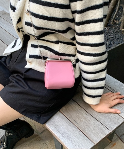 cream creme(クリームクレーム)の「ミニキューブチェーンクロスバック(ショルダーバッグ・レディース・ホワイト/ピンク/シルバー/ブラック・FREE)」の10枚目の写真