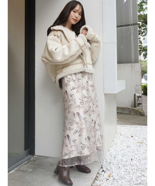 MERCURYDUO(マーキュリーデュオ)の「チュール刺繍フレアスカート(スカート・レディース・ライトブルー/アイボリー/ベビーピンク・SMALL/MEDIUM)」の4枚目の写真