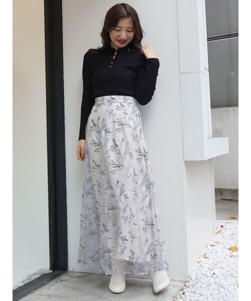 MERCURYDUO(マーキュリーデュオ)の「チュール刺繍フレアスカート(スカート・レディース・ライトブルー/アイボリー/ベビーピンク・SMALL/MEDIUM)」の15枚目の写真