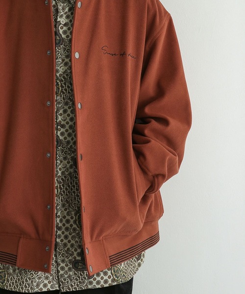 SENSE OF PLACE by URBAN RESEARCH（センスオブプレイスバイアーバンリサーチ）の「カルゼシシュウスタジャン（スタジャン・メンズ・ブラック/ベージュ/レッド・MEDIUM/LARGE）」の16枚目の写真