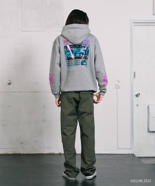 プルオーバーパーカー〈モブサイコ100 Ⅲ コラボレーションアイテム